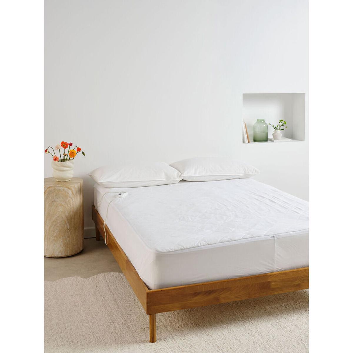 Linen House Single Quilted Electric Heating Blanket (Cream)