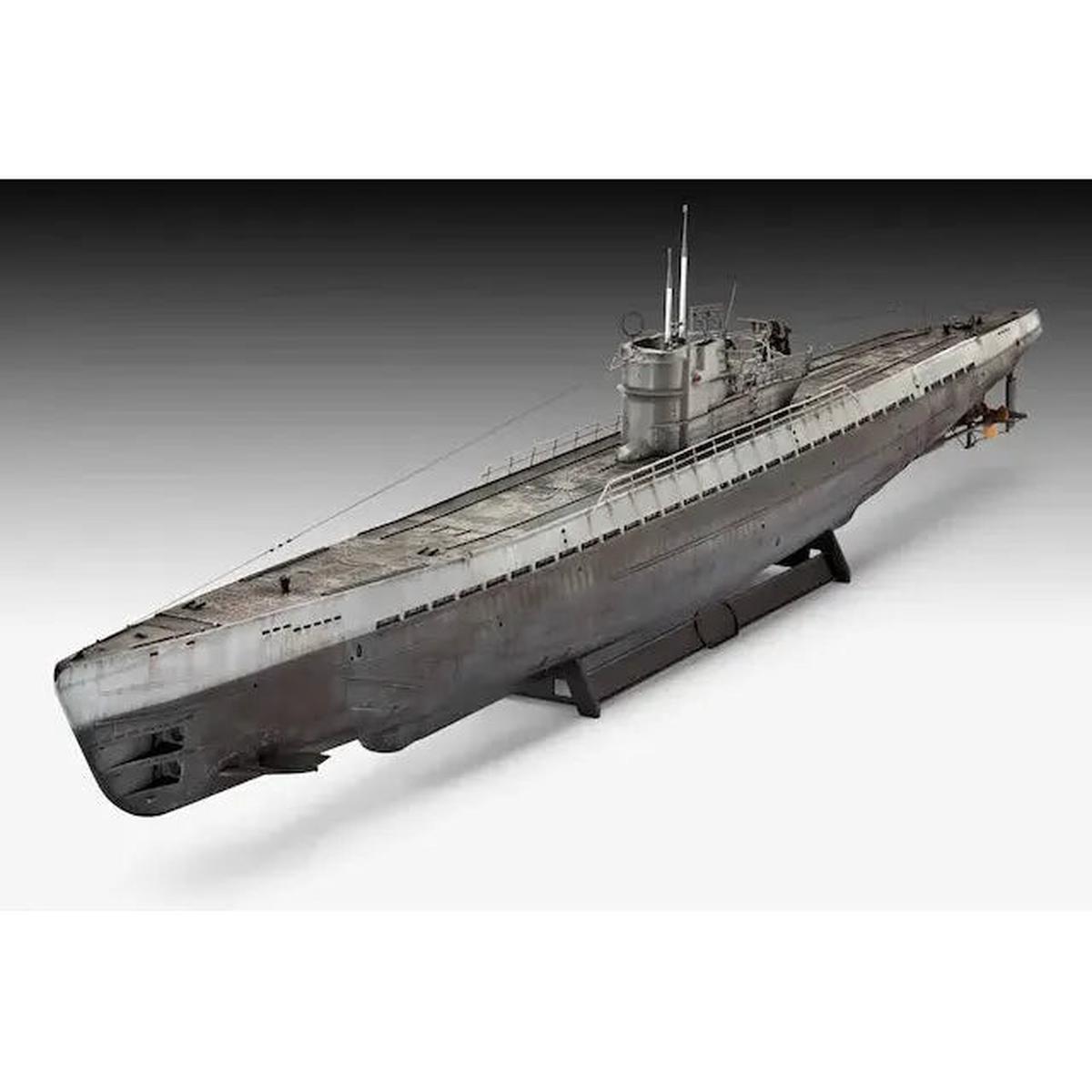 Revell 1/72 German Submarine Type IX C (U505) Platinum Edition