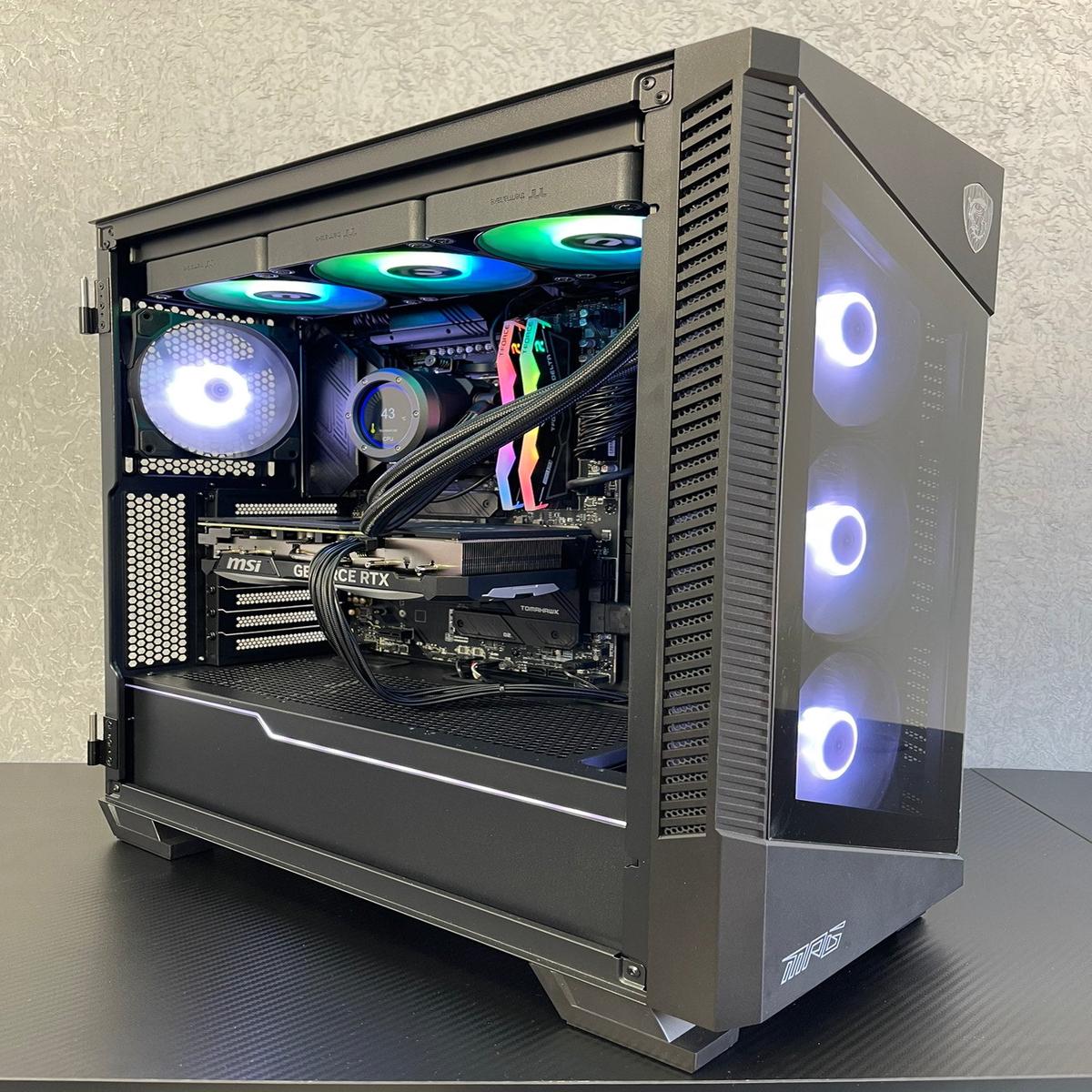Custom Gaming PC/ Ryzen 7 7700X/ 32GB/ 1TB NVMe/ RTX 5070 Ti
