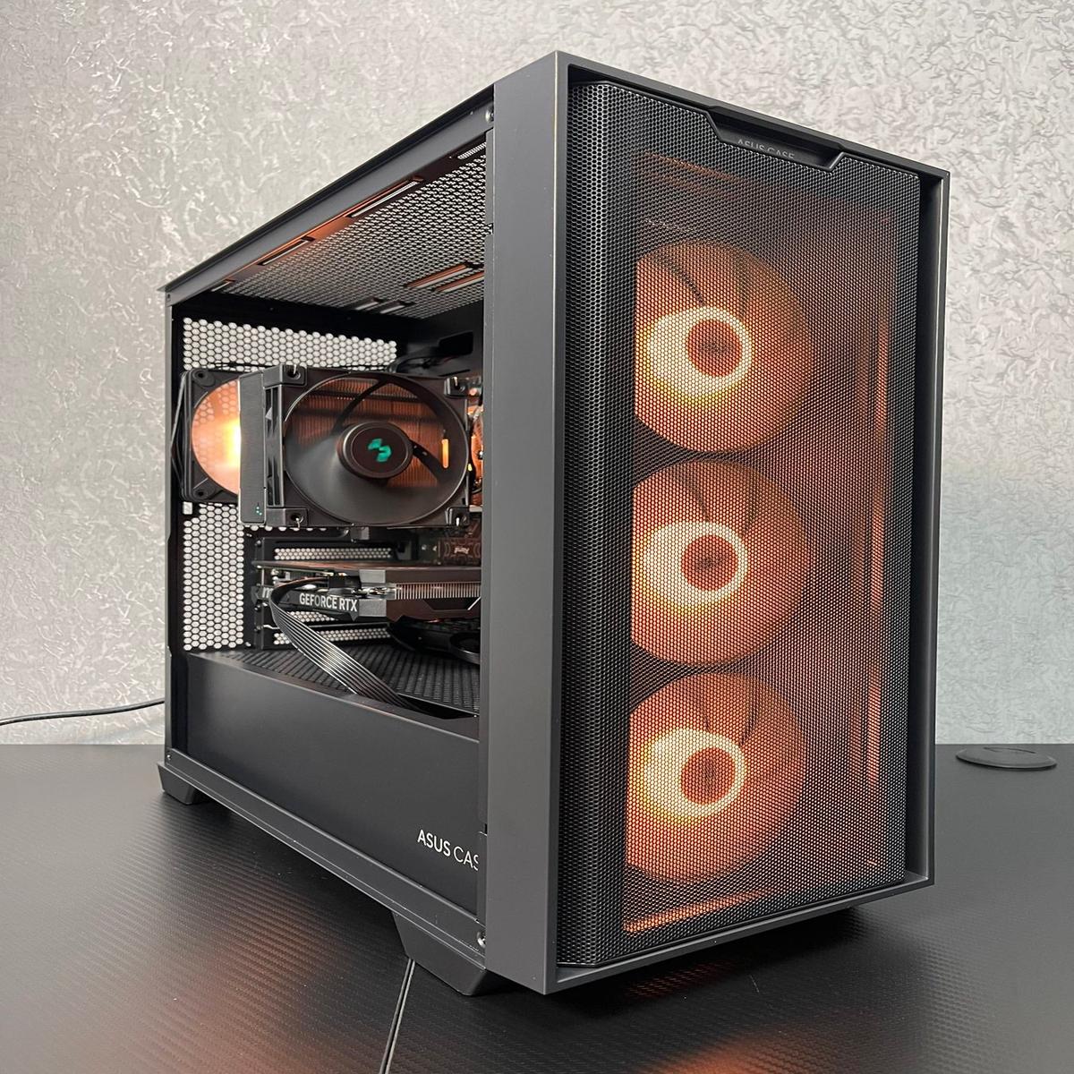 Custom Gaming PC/ BTF/ i5-14600KF/ 32GB DDR5/ 1TB SSD NVMe/ RTX 4070 Ti Super