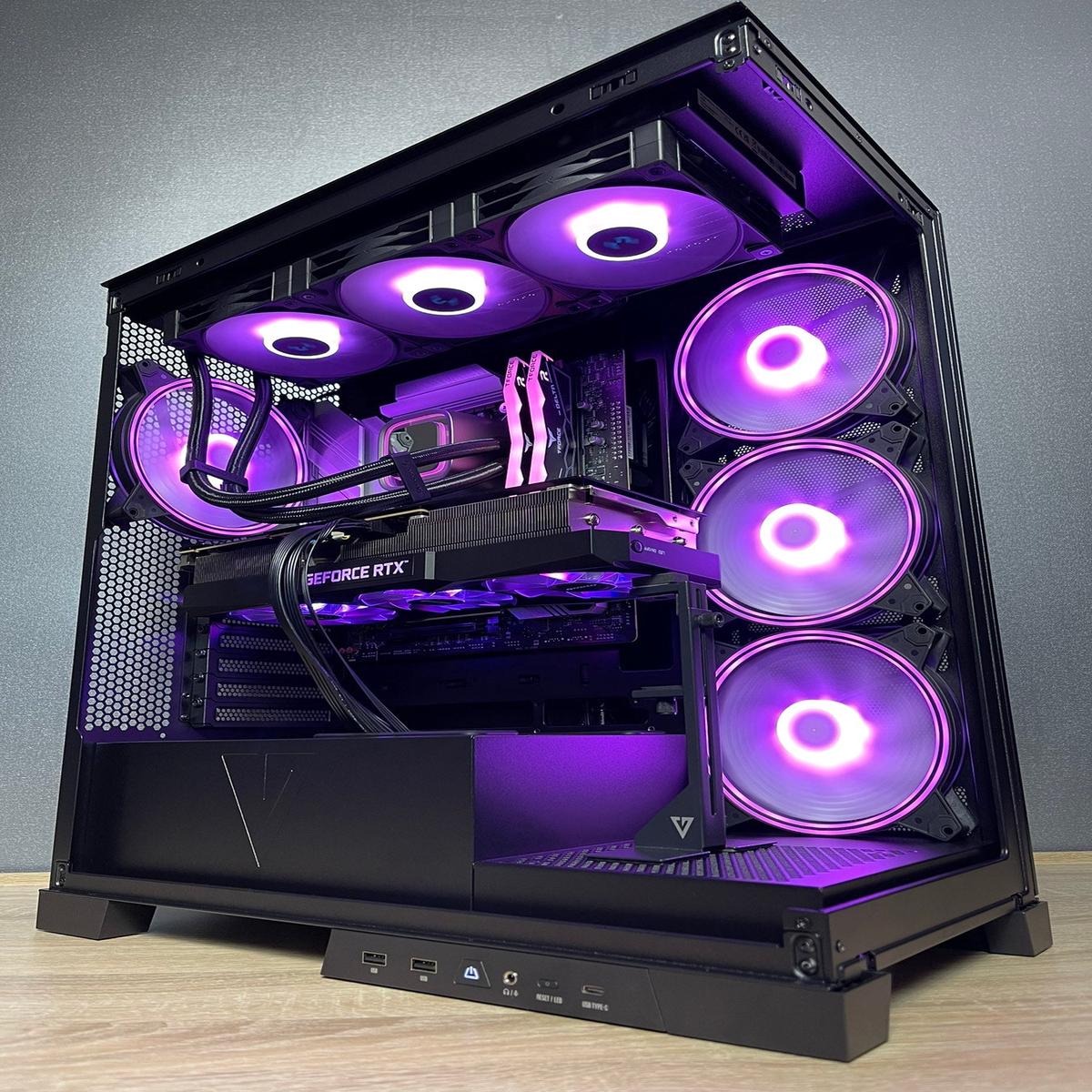 Custom Gaming PC/ i7-14700KF/ 32GB/ 1TB NVMe/ RTX 5070