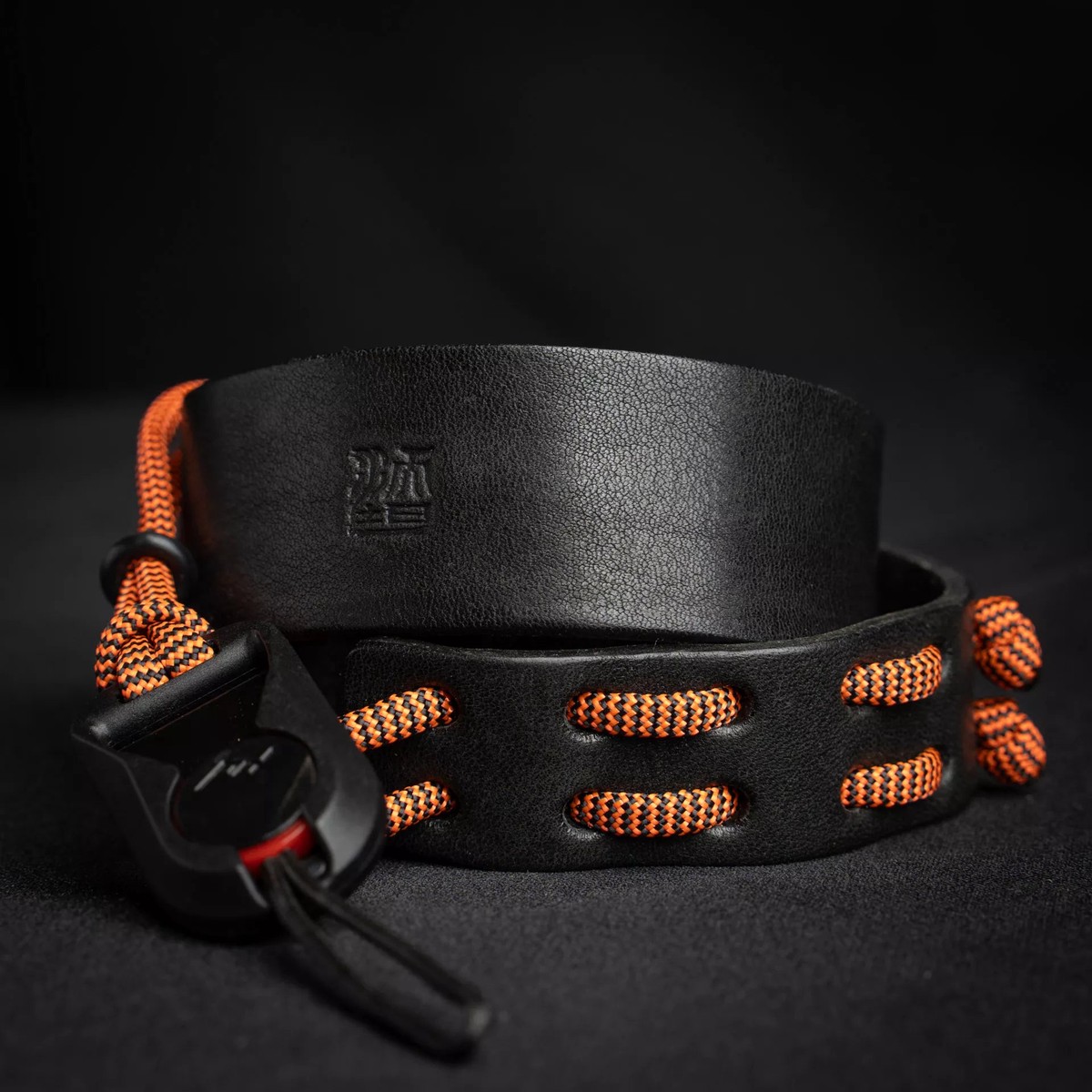 Parashooter Camera Neck Strap 012 Black Orange